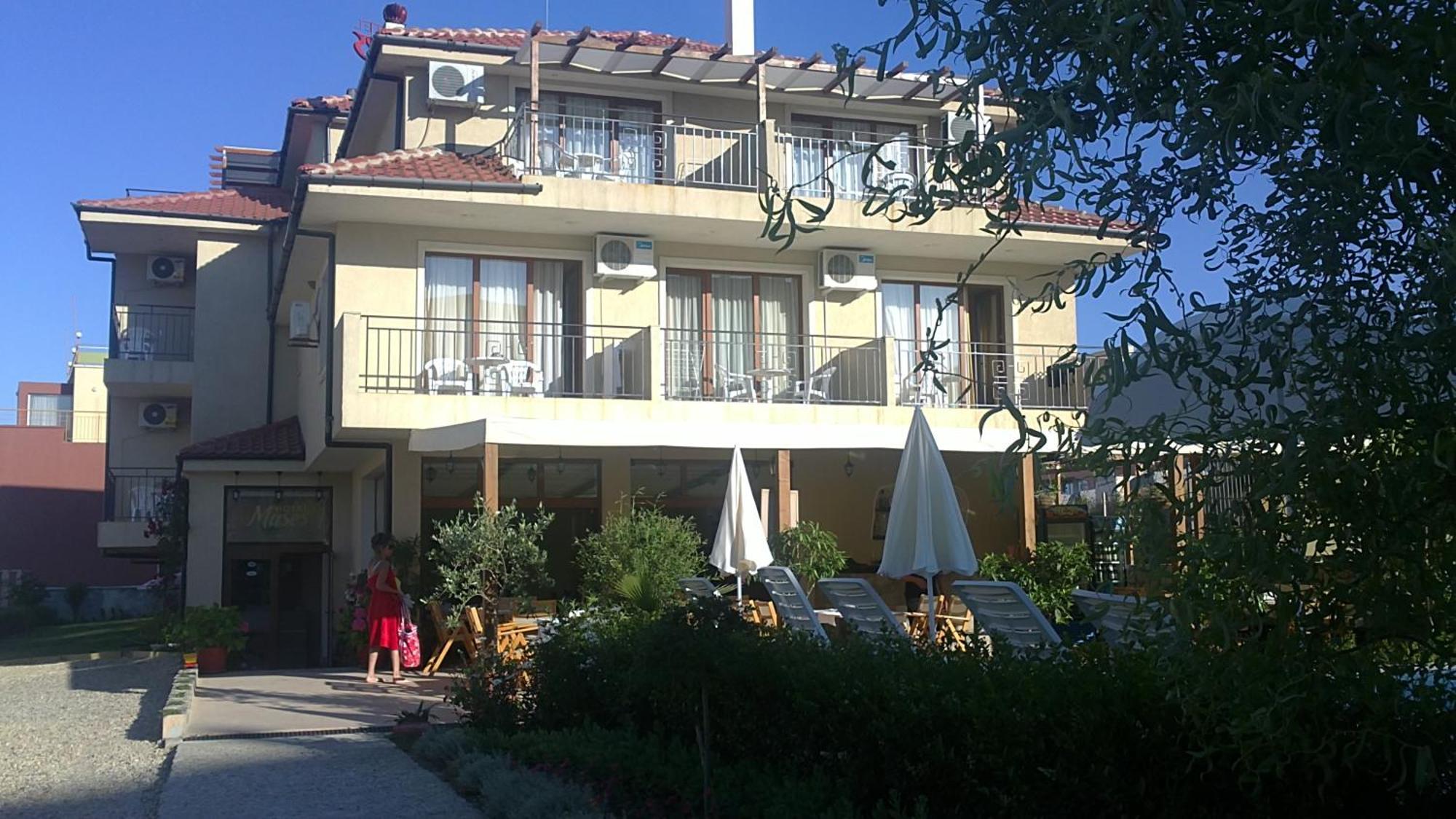 Family Hotel Muses Sozopol Buitenkant foto