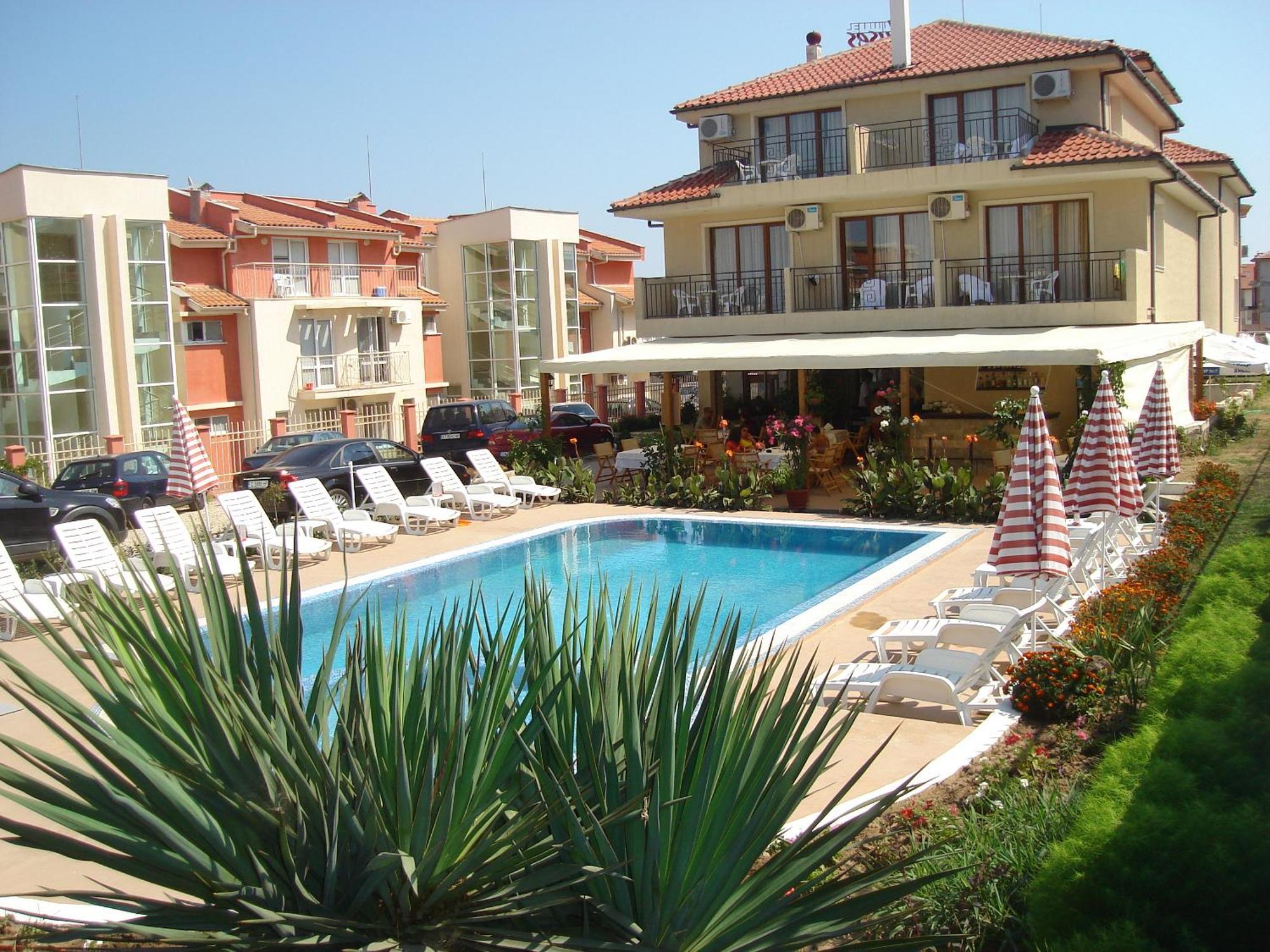 Family Hotel Muses Sozopol Buitenkant foto