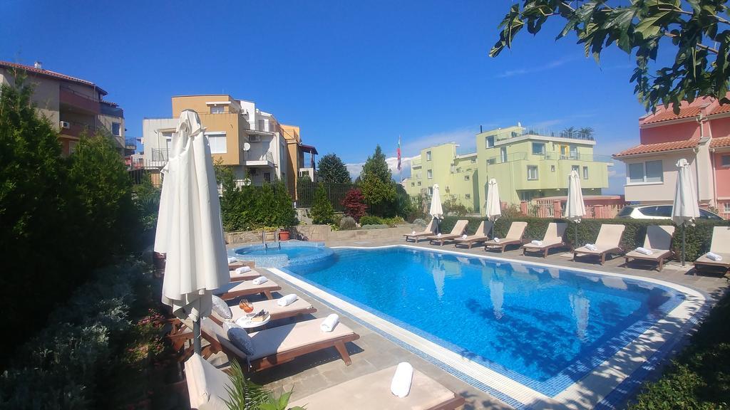 Family Hotel Muses Sozopol Buitenkant foto