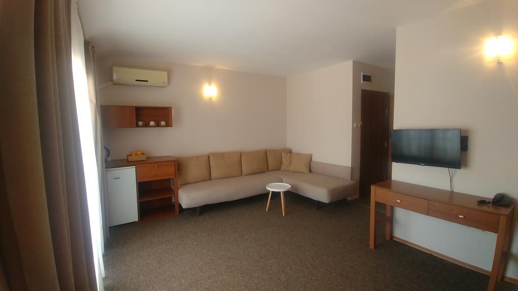 Family Hotel Muses Sozopol Buitenkant foto