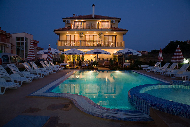 Family Hotel Muses Sozopol Buitenkant foto